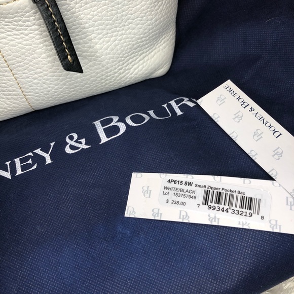 DOONEY & BOURKE SMALL ZIPPER POCKET SAC - Picture 2 of 13